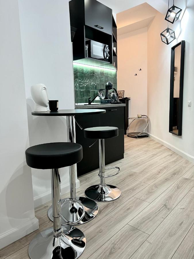 Green Spot - Premium Studio - Sanador Victoriei Bukarest Exteriör bild
