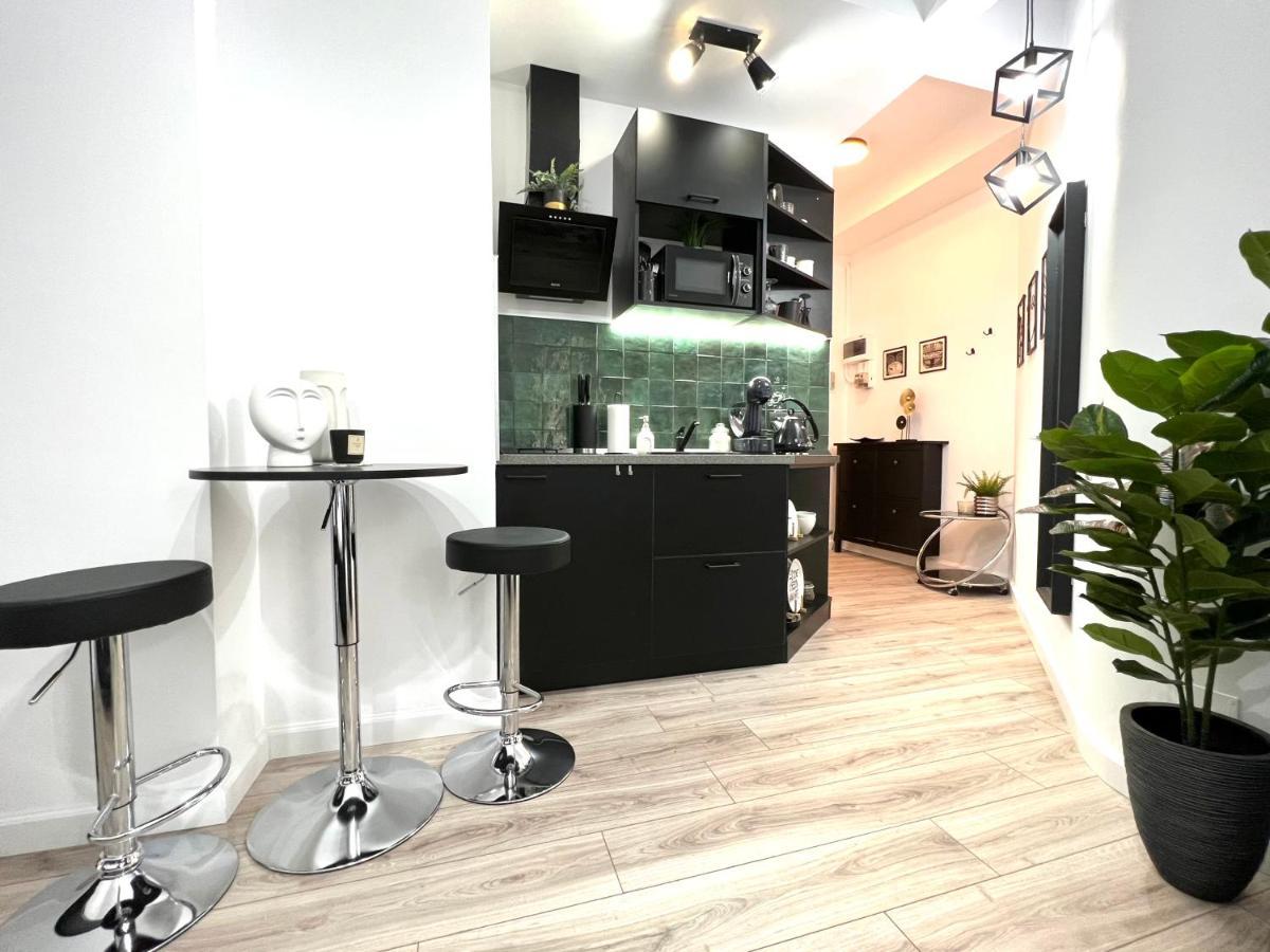 Green Spot - Premium Studio - Sanador Victoriei Bukarest Exteriör bild