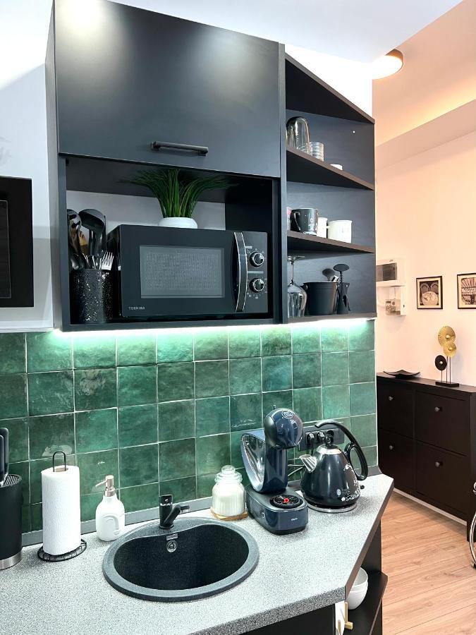 Green Spot - Premium Studio - Sanador Victoriei Bukarest Exteriör bild